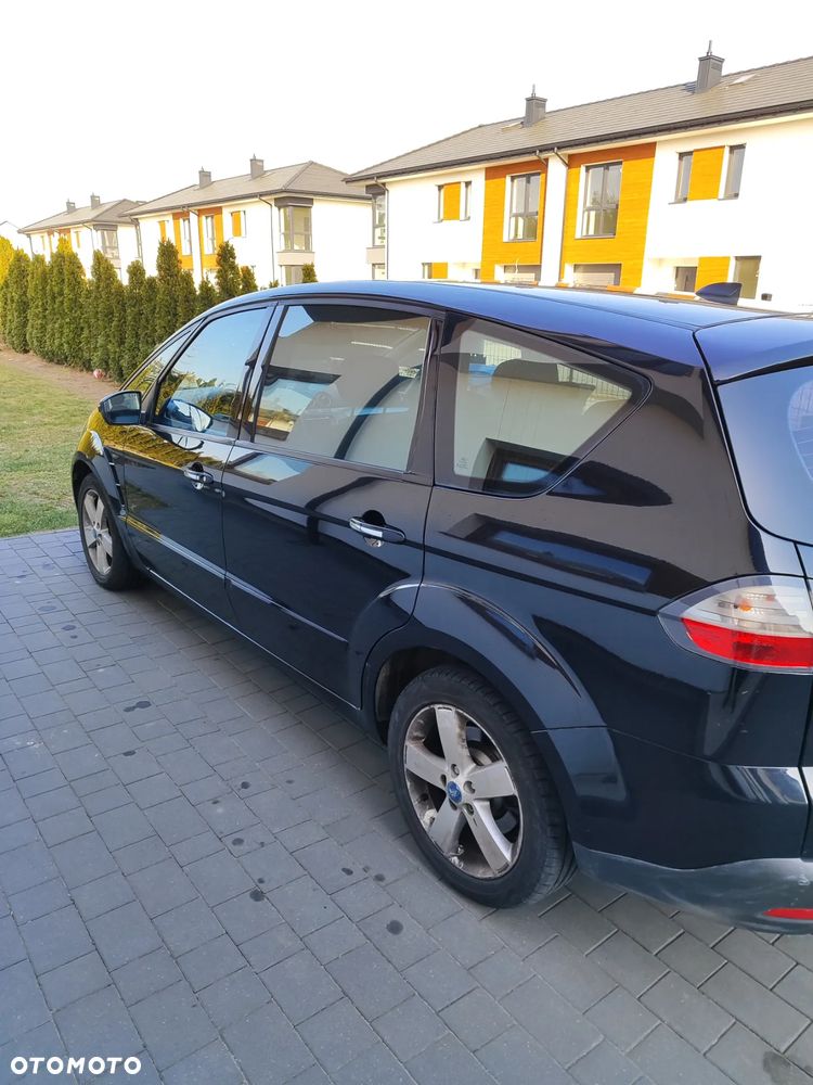 Ford S-Max 2.2 TDCi DPF Silver Magic - 10