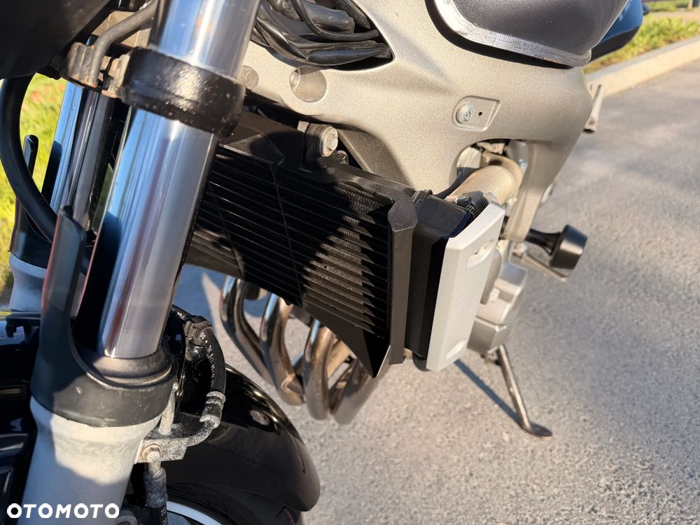 Yamaha FZ6 - 10