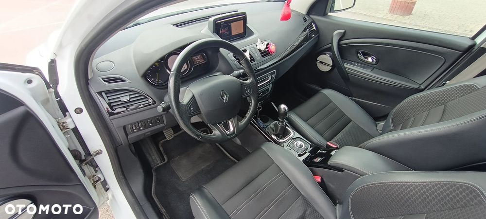 Renault Megane 1.2 16V TCe Energy Bose - 22