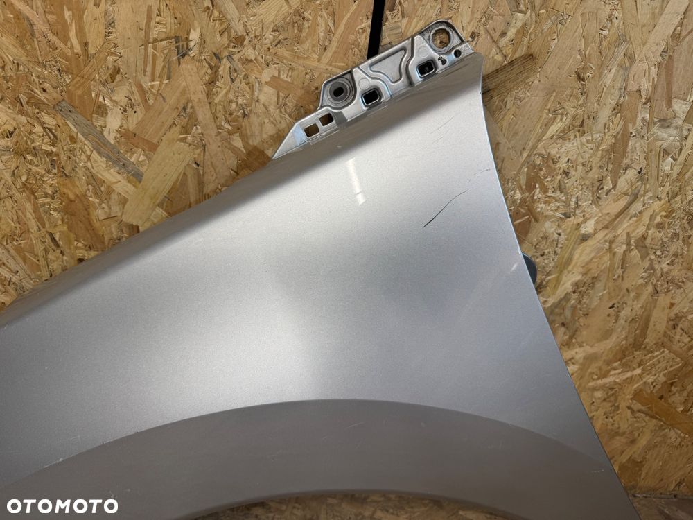 Przedni lewy błotnik peugeot 3008 I lift - 3