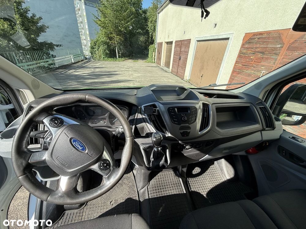 Ford Transit - 9