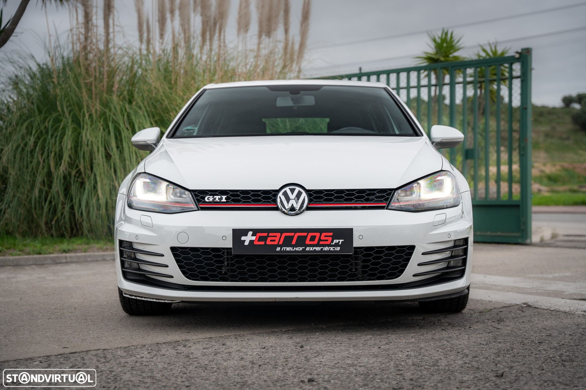 VW Golf 2.0 TSI R DSG - 3
