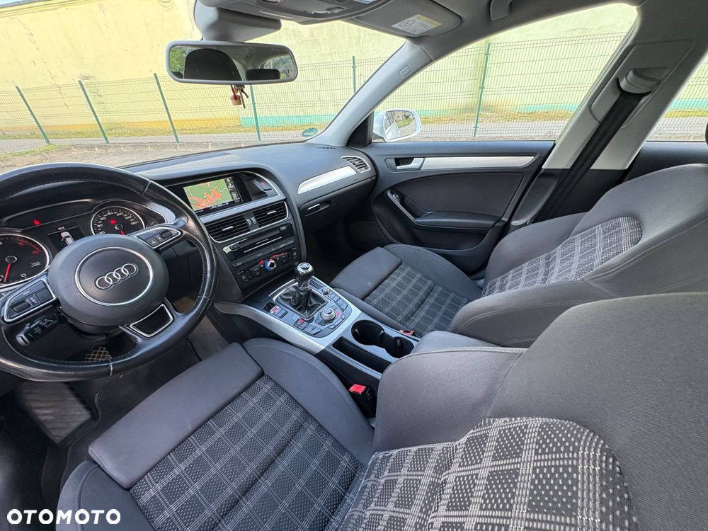 Audi A4 Avant - 22