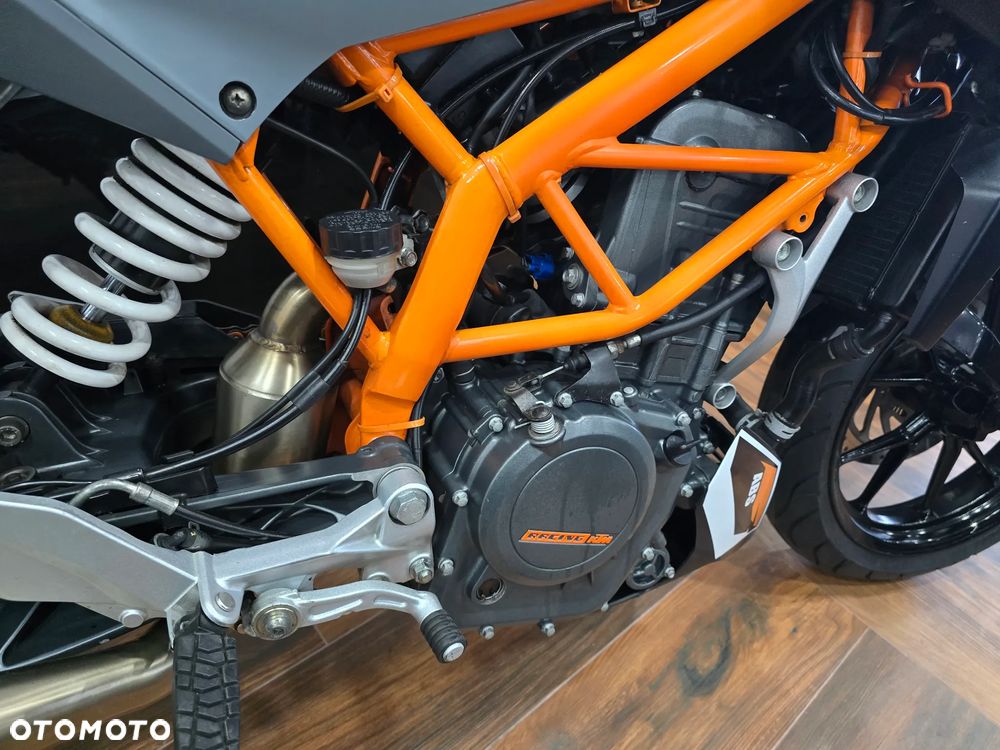 KTM Duke - 22