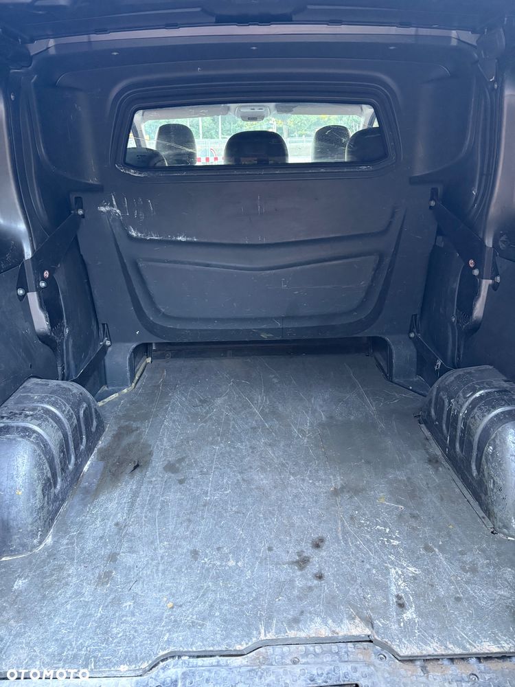 Renault Trafic - 8