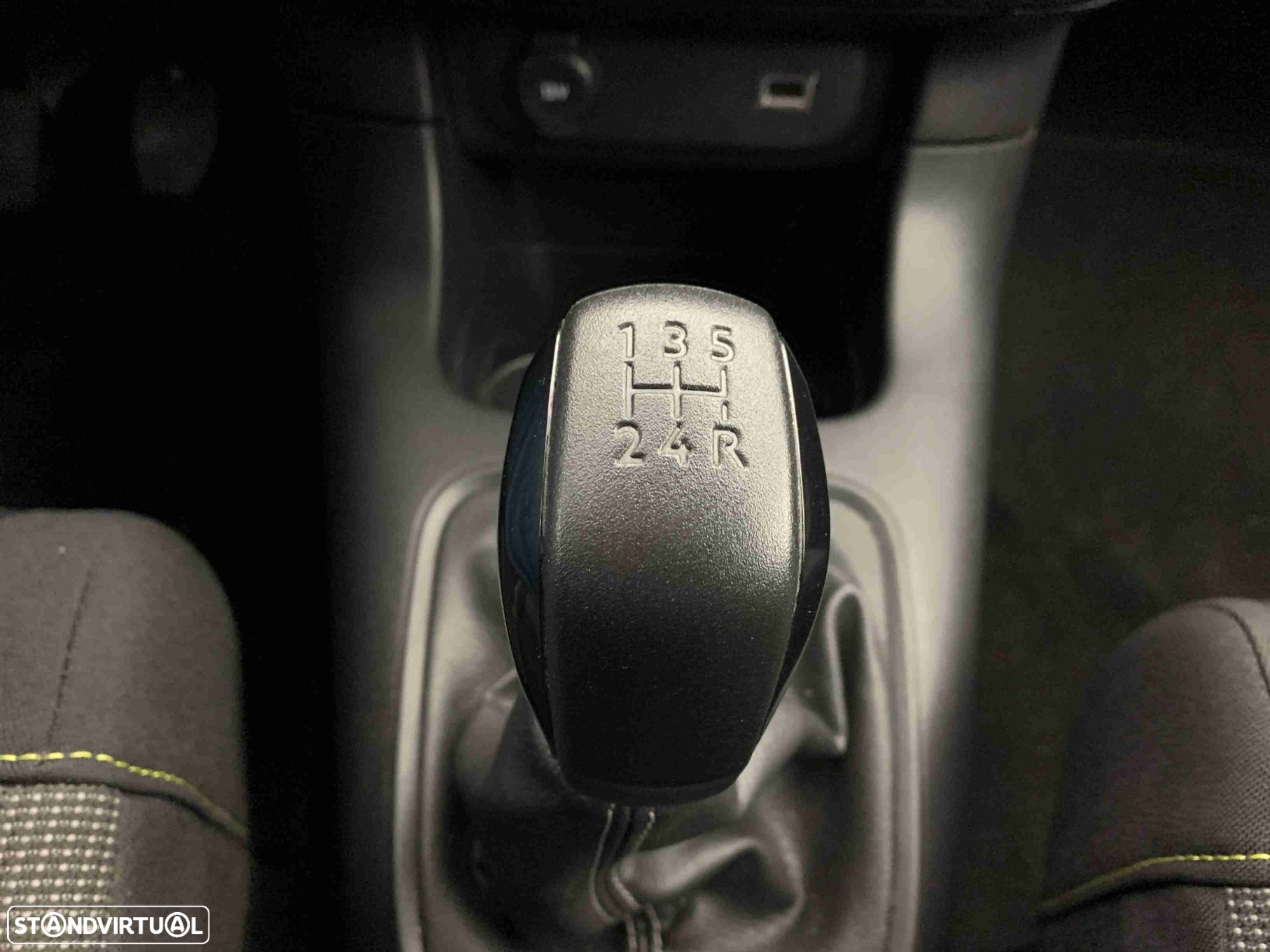Citroën C3 1.2 PureTech Plus - 10