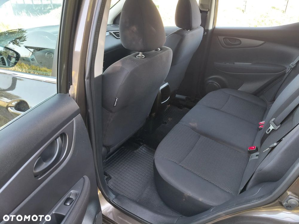 Nissan Qashqai 1.2 DIG-T Acenta EU6 - 18