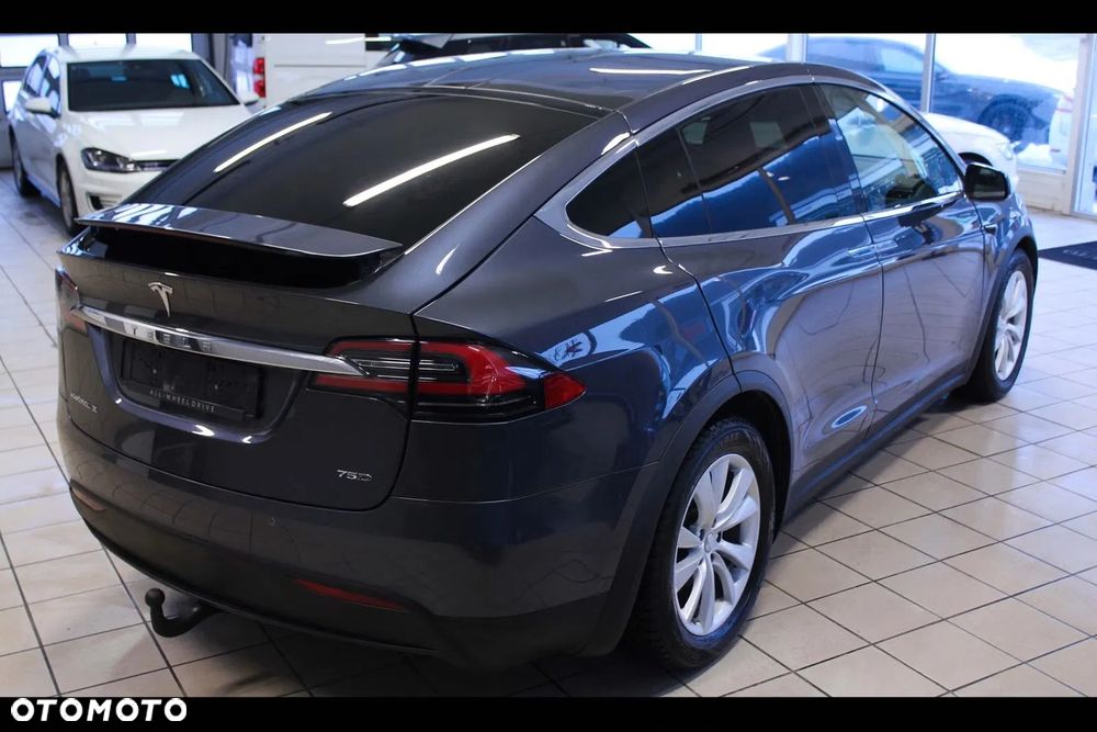 Tesla Model X Long Range Plus - 6