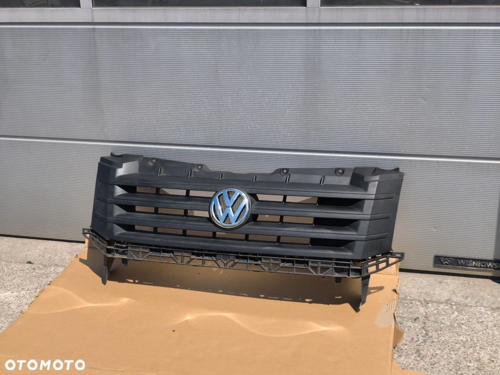 Atrapa grill VW Crafter I 11-16r Lift 2e0853653e - 1