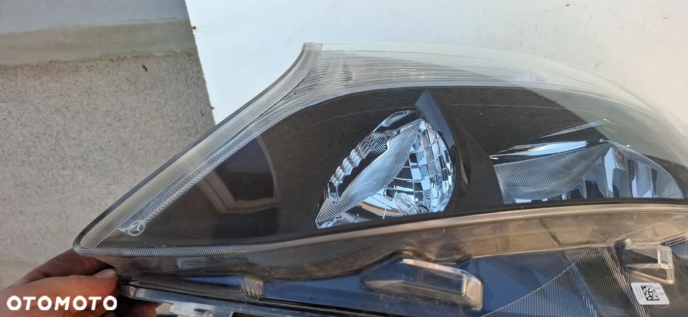 MERCEDES VITO W447 V-KLASA lampa lewy przód zwykła A4479067700 Europa - 5