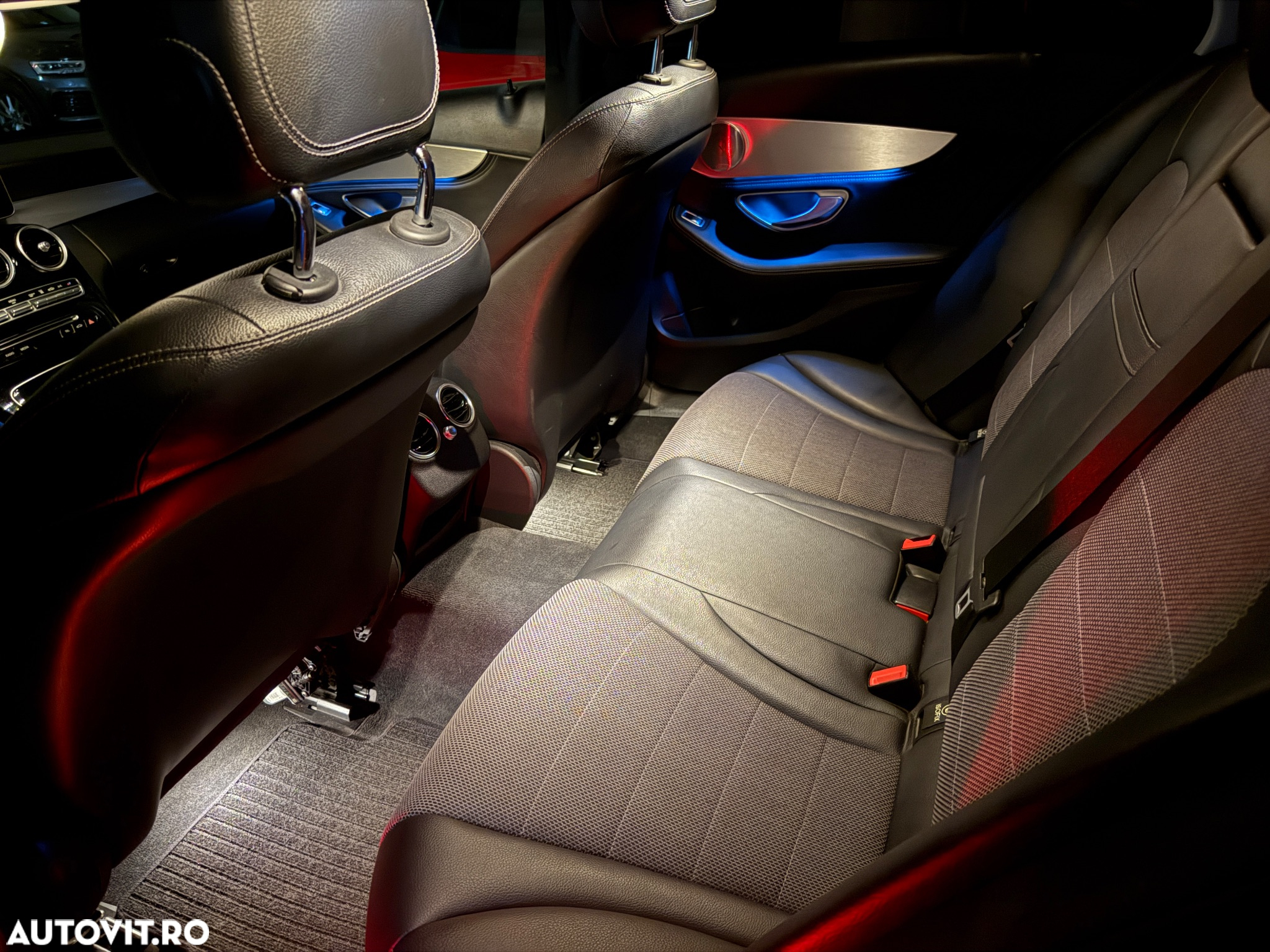 Mercedes-Benz C - 23
