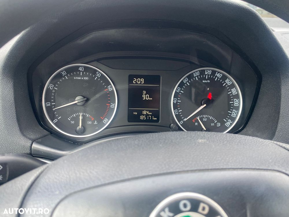 Skoda Octavia 1.4 TSI Ambition - 9