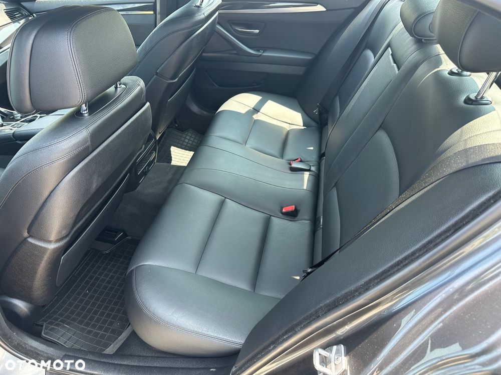 BMW Seria 5 520d Efficient Dynamics - 7