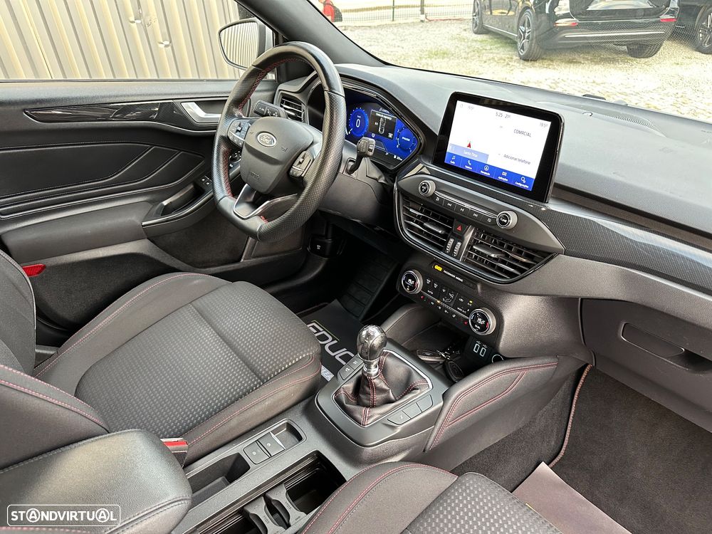Ford Focus SW 1.0 EcoBoost Hybrid ST-LINE X - 9