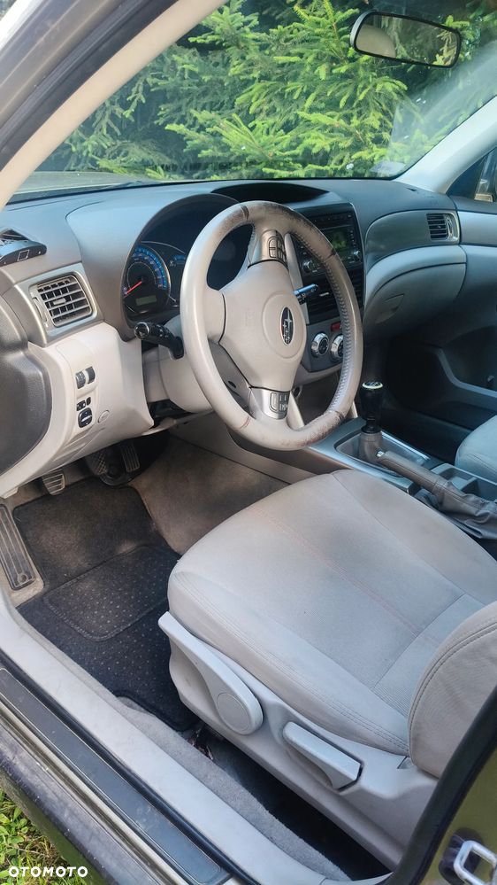 Subaru Forester - 10