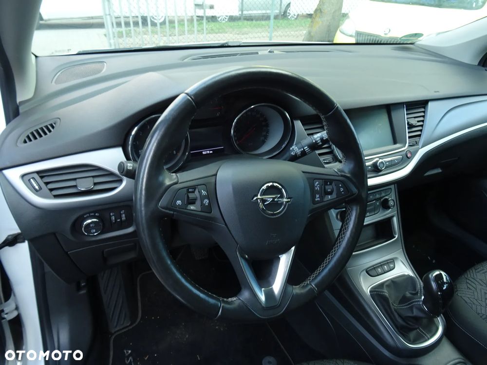 Opel Astra 1.4 Enjoy - 20