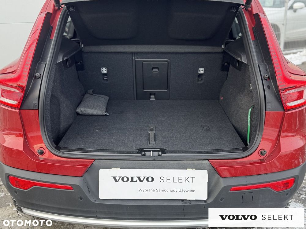 Volvo XC 40 - 30
