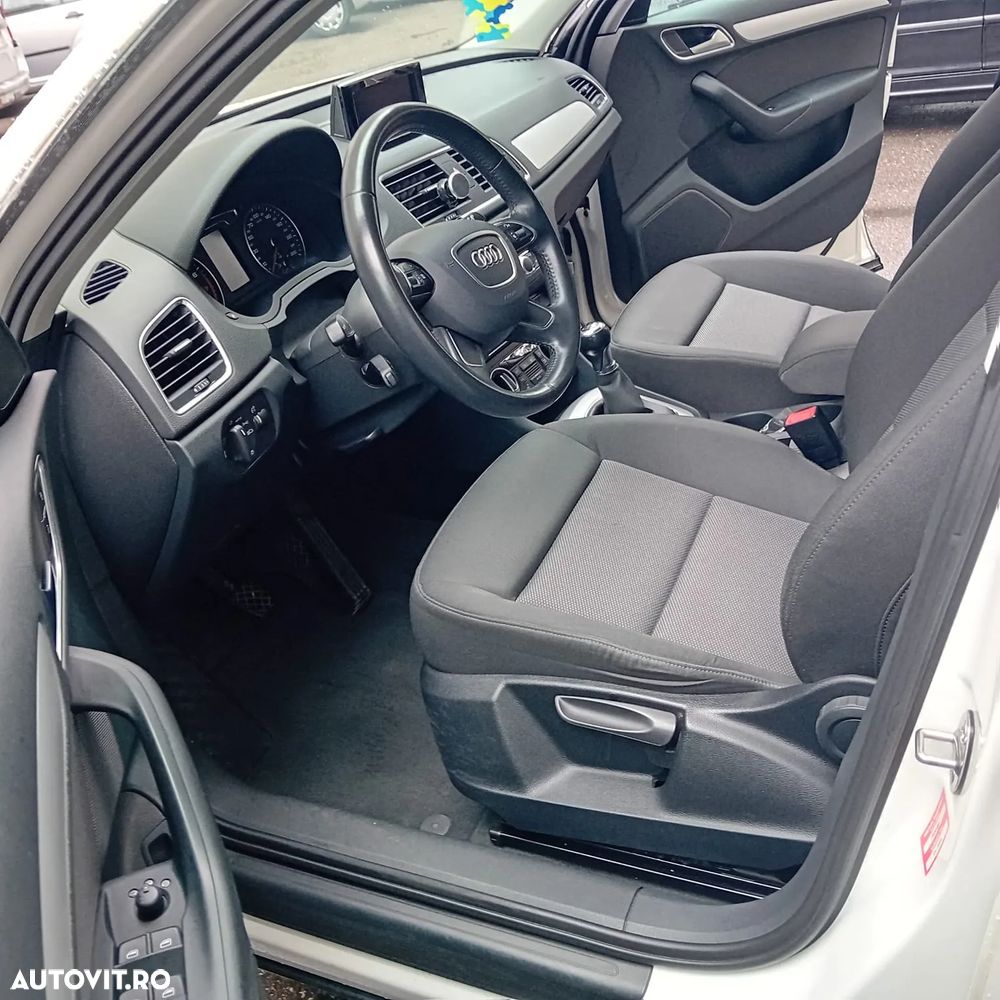 Audi Q3 - 12