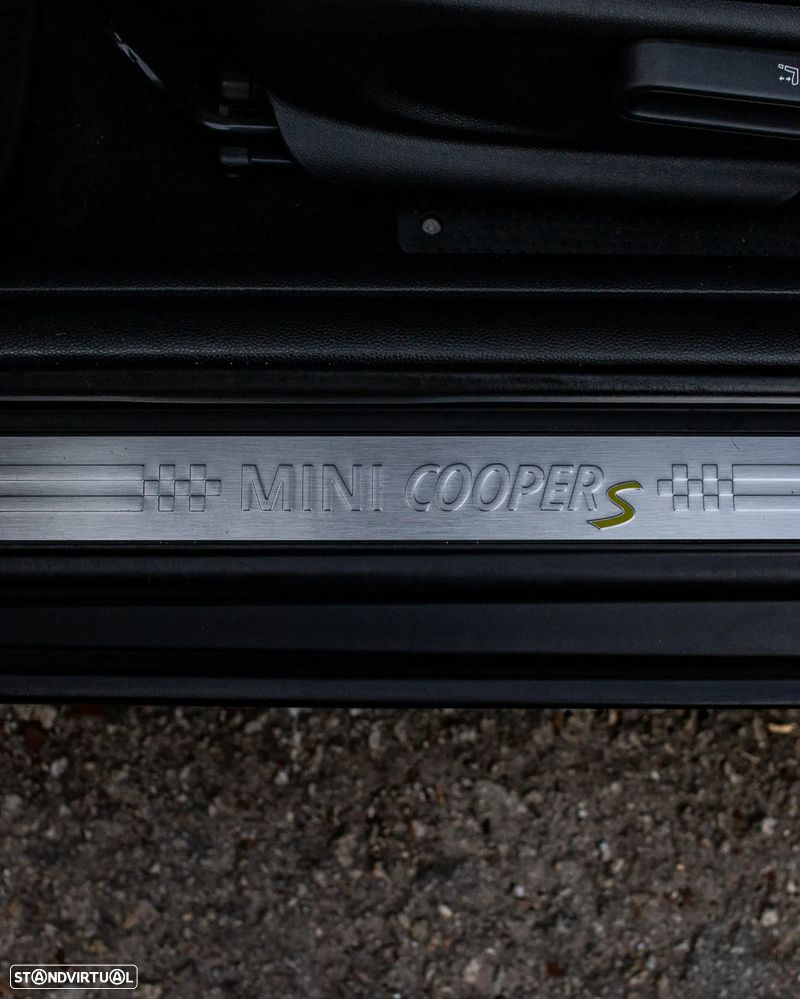 MINI 3 Portas Cooper SE - 8