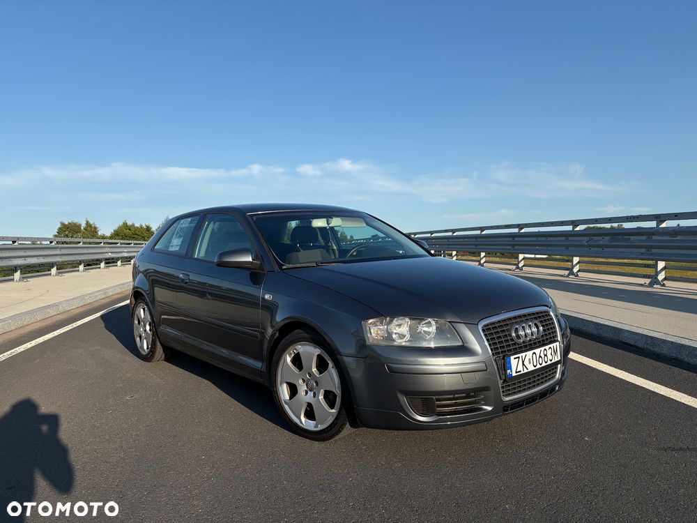 Audi A3 3-drzwiowe 1.6 Ambition - 1