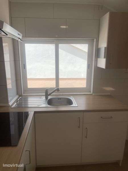Loft a estrear com 70mt em open space - Grande imagem: 2/8