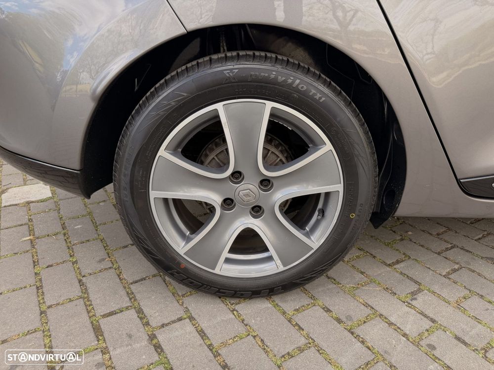 Renault Clio Sport Tourer 1.5 dCi Dynamique S 82g - 45