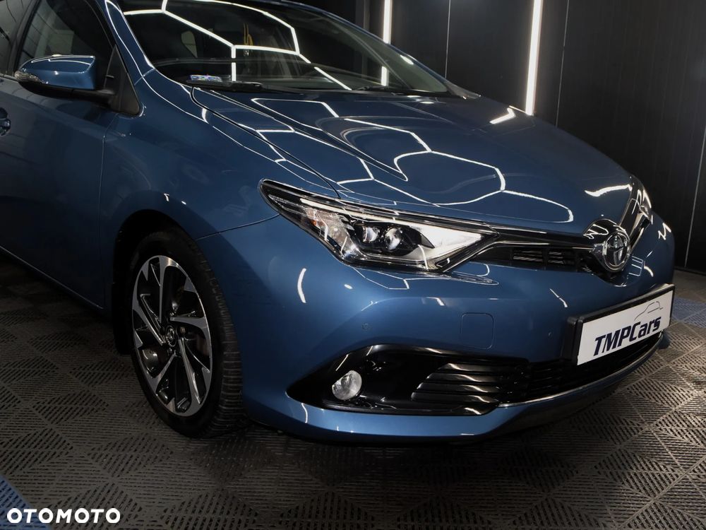 Toyota Auris - 25