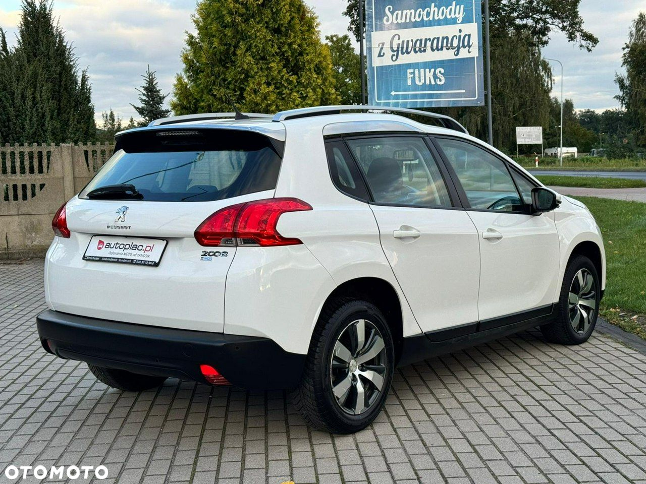 Peugeot 2008 e-HDi FAP 115 STOP & START Business-Line - 13
