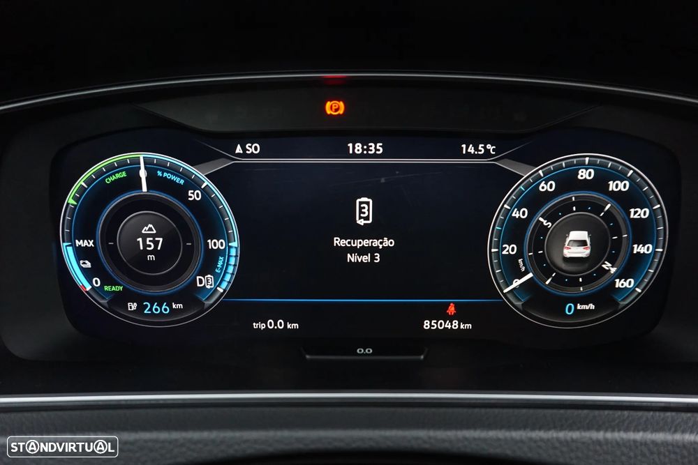 VW e-Golf AC/DC - 34