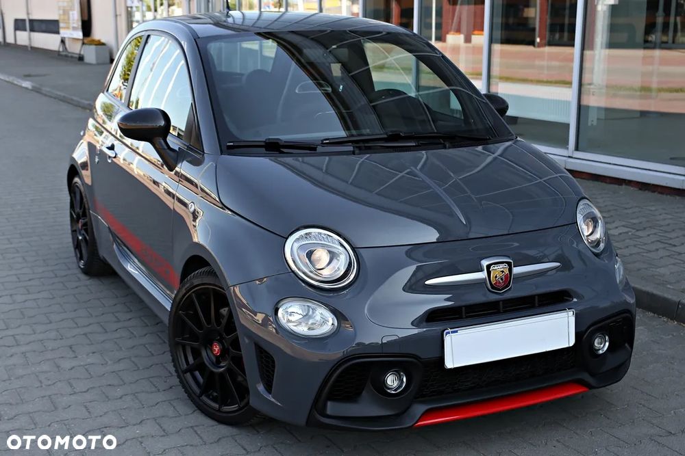 Abarth 695 - 13