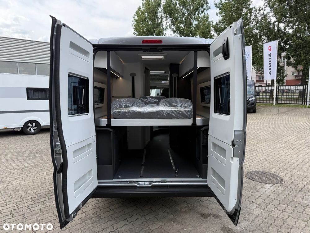 Adria Twin Supreme 640 SGX - 11