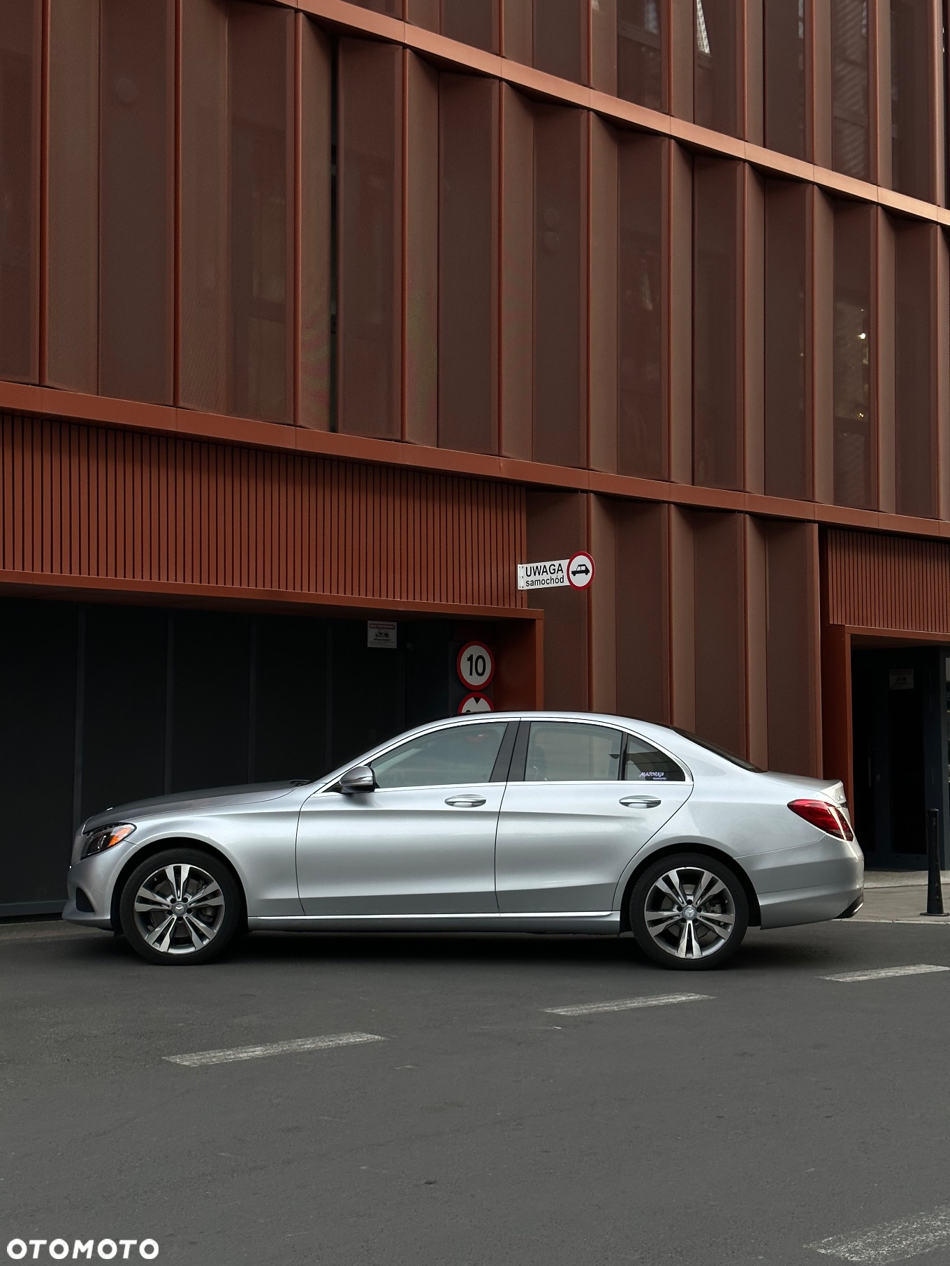 Mercedes-Benz Klasa C 300 7G-TRONIC - 4