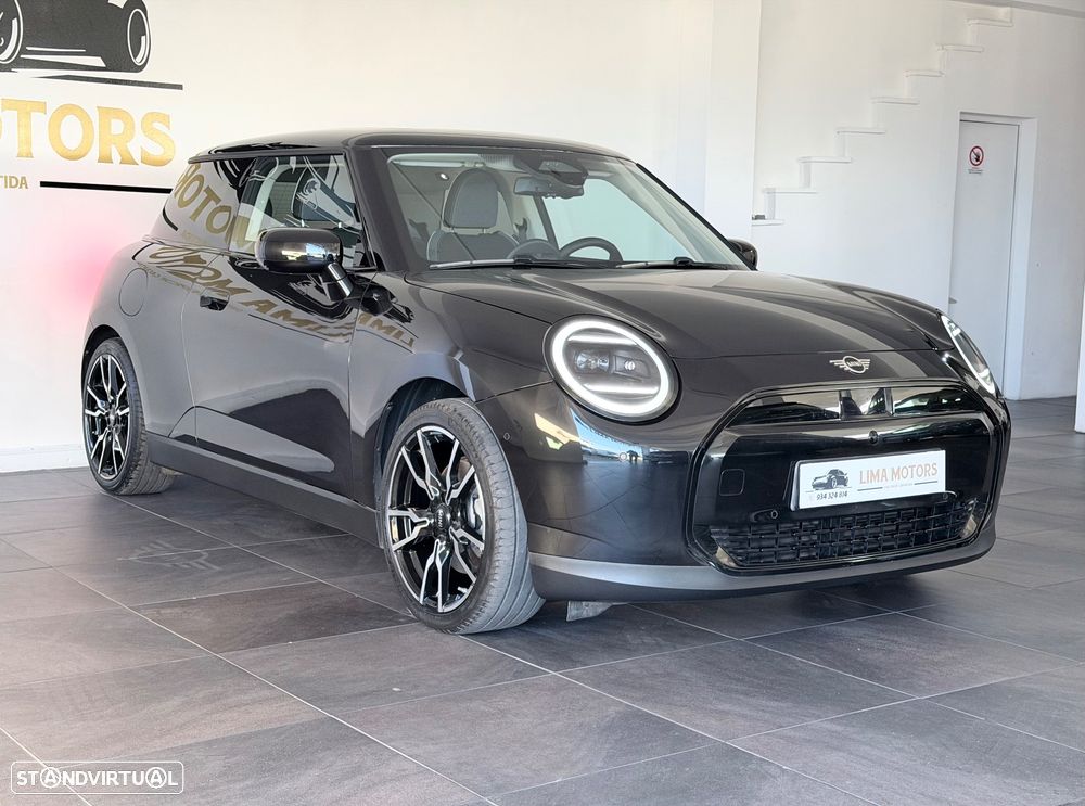 MINI 3 Portas Cooper E Favoured L - 3