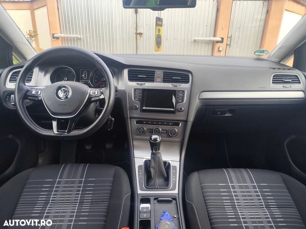 Volkswagen Golf 1.6 TDI BlueMotion Technology Lounge - 7