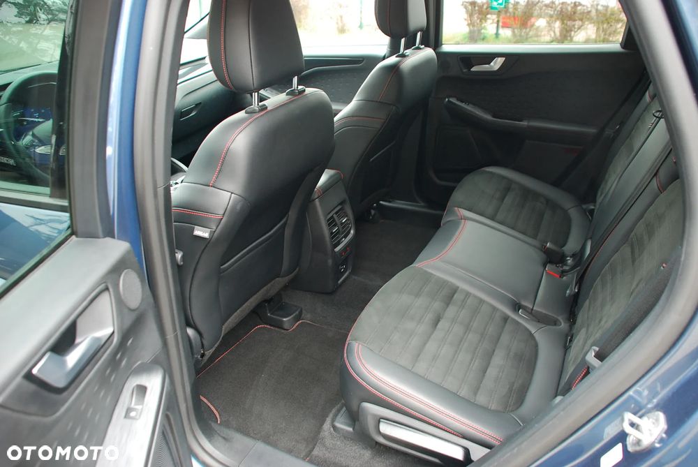 Ford Kuga 2.5 Duratec FHEV ST-LINE X - 18