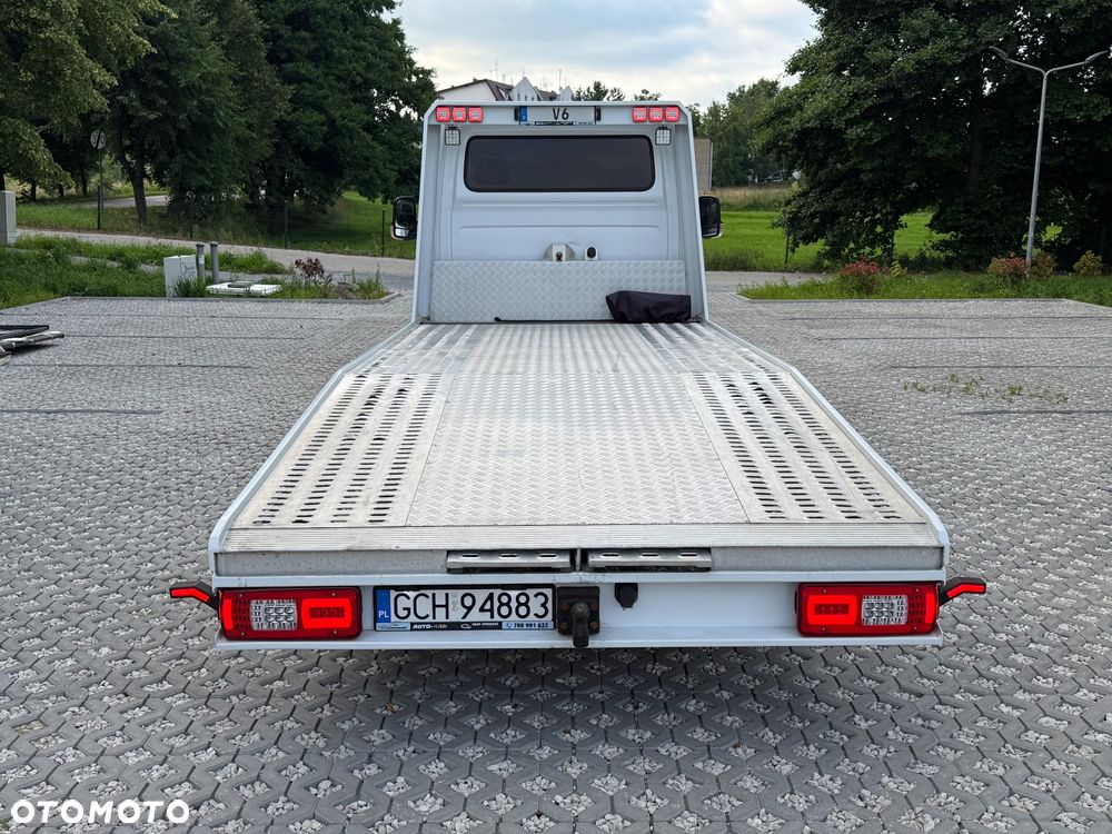 Mercedes-Benz Sprinter - 6