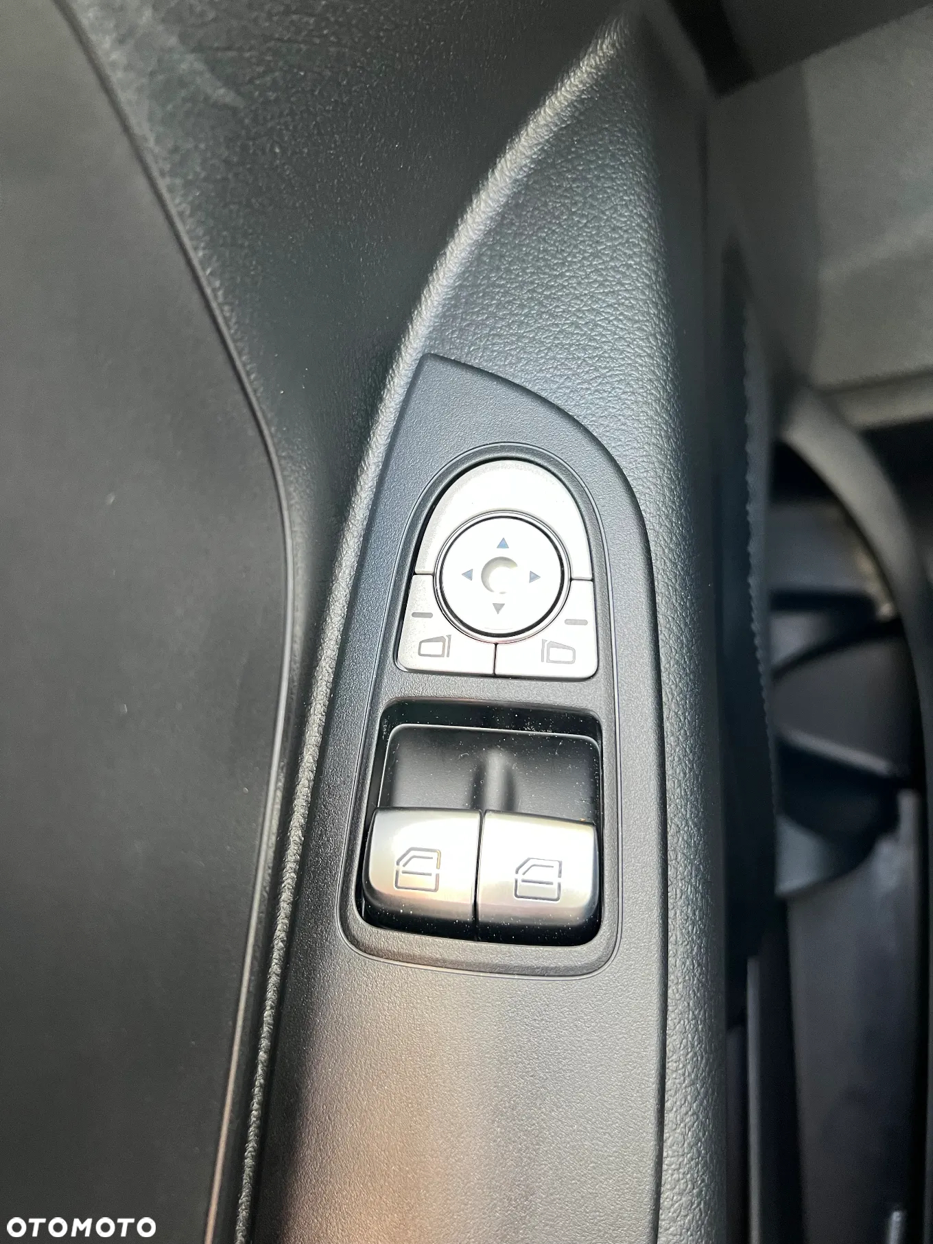 Mercedes-Benz Vito - 28