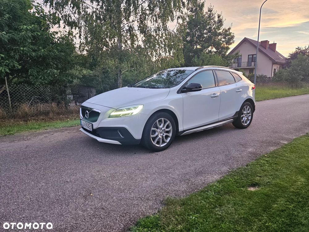 Volvo V40 Cross Country T4 Drive-E Kinetic - 2