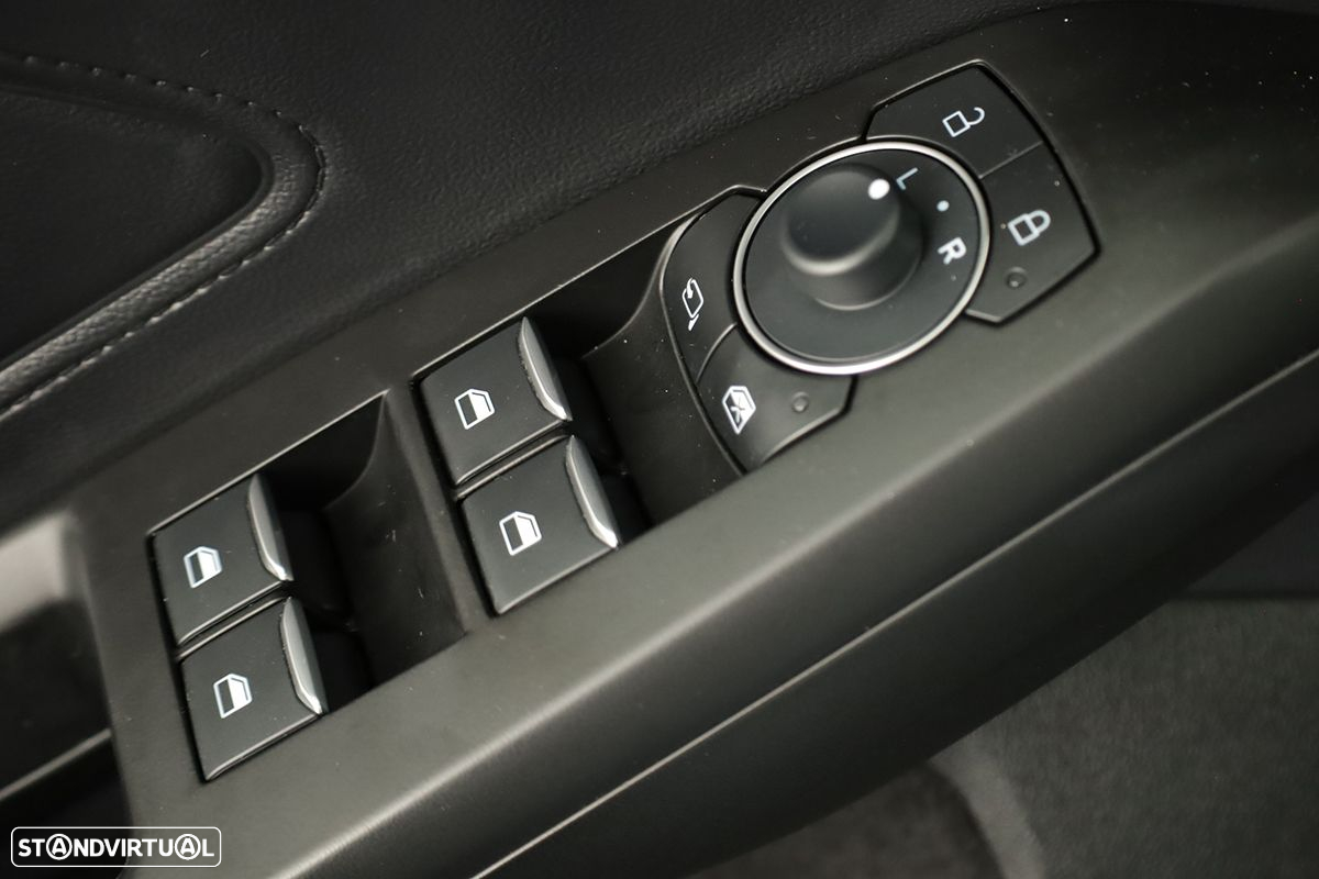 Ford Focus - 20