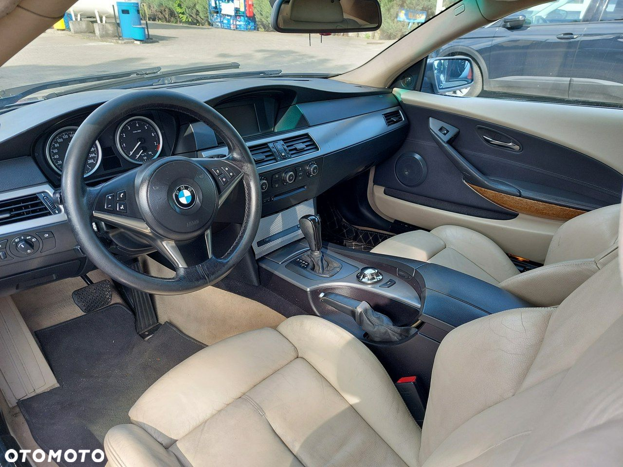 BMW Seria 6 - 12