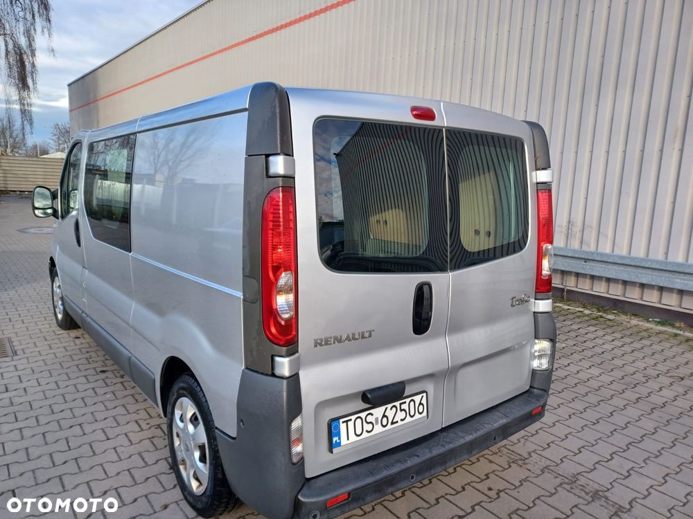 Renault Trafic FAP Combi L1H1 teilverglast - 7