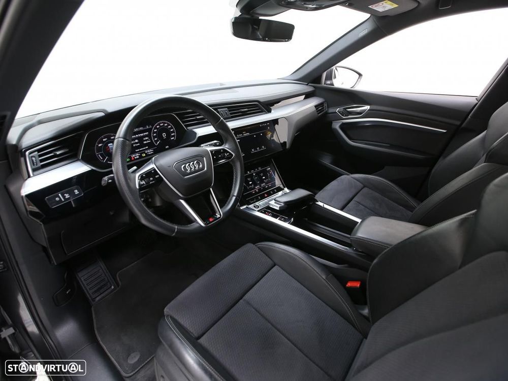 Audi e-tron 55 quattro S line - 7