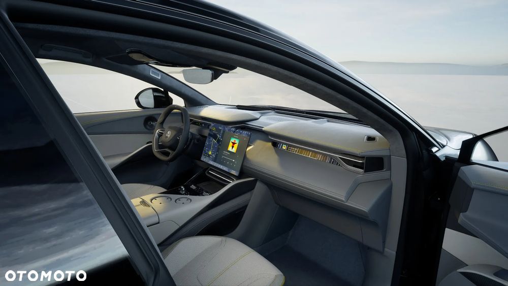 Lotus Eletre - 15