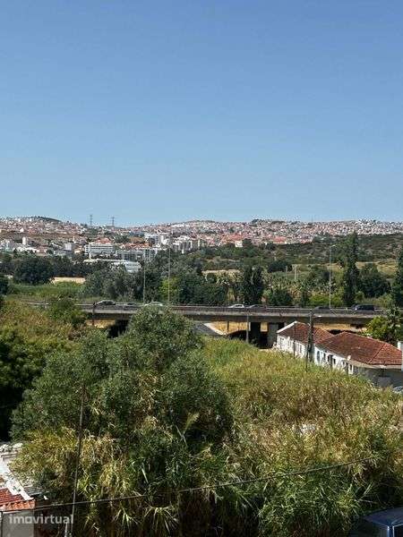 Apartamento T3 na Pontinha pronto a habitar - Grande imagem: 4/4