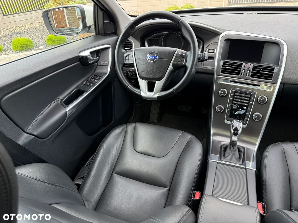 Volvo XC 60 D4 Geartronic Summum - 21