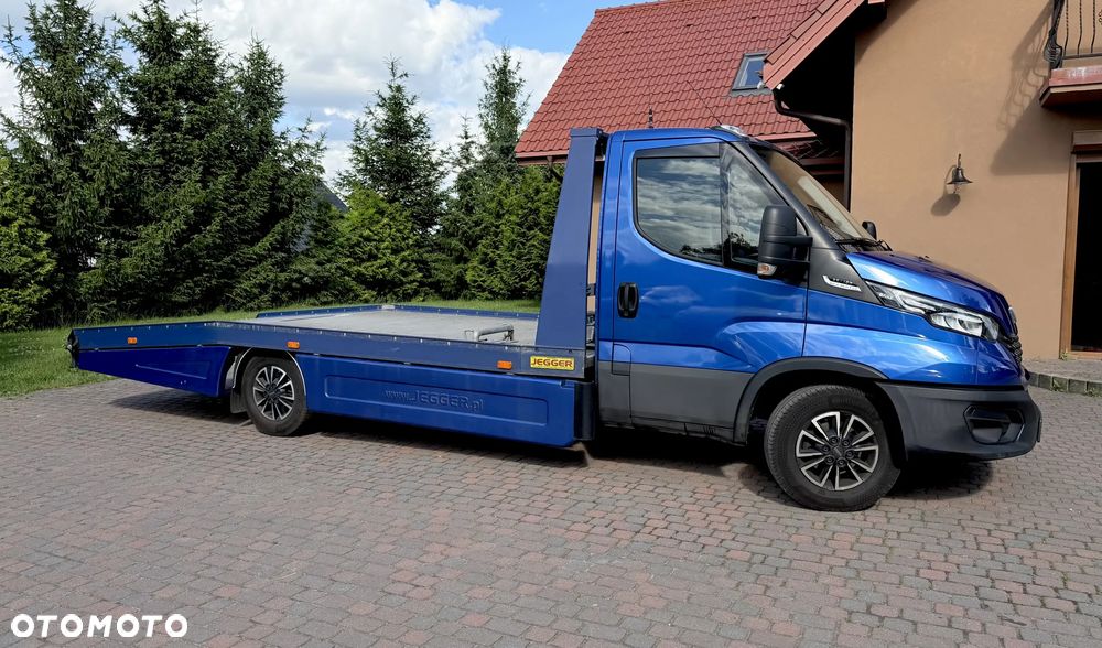 Iveco DAILY - 8