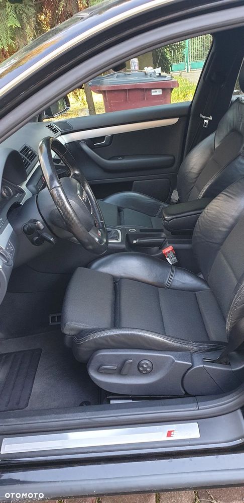 Audi A4 Avant 2.0 TDI - 10