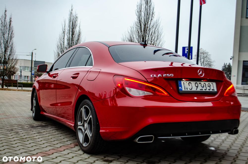 Mercedes-Benz CLA 250 7G-DCT Edition 1 - 3