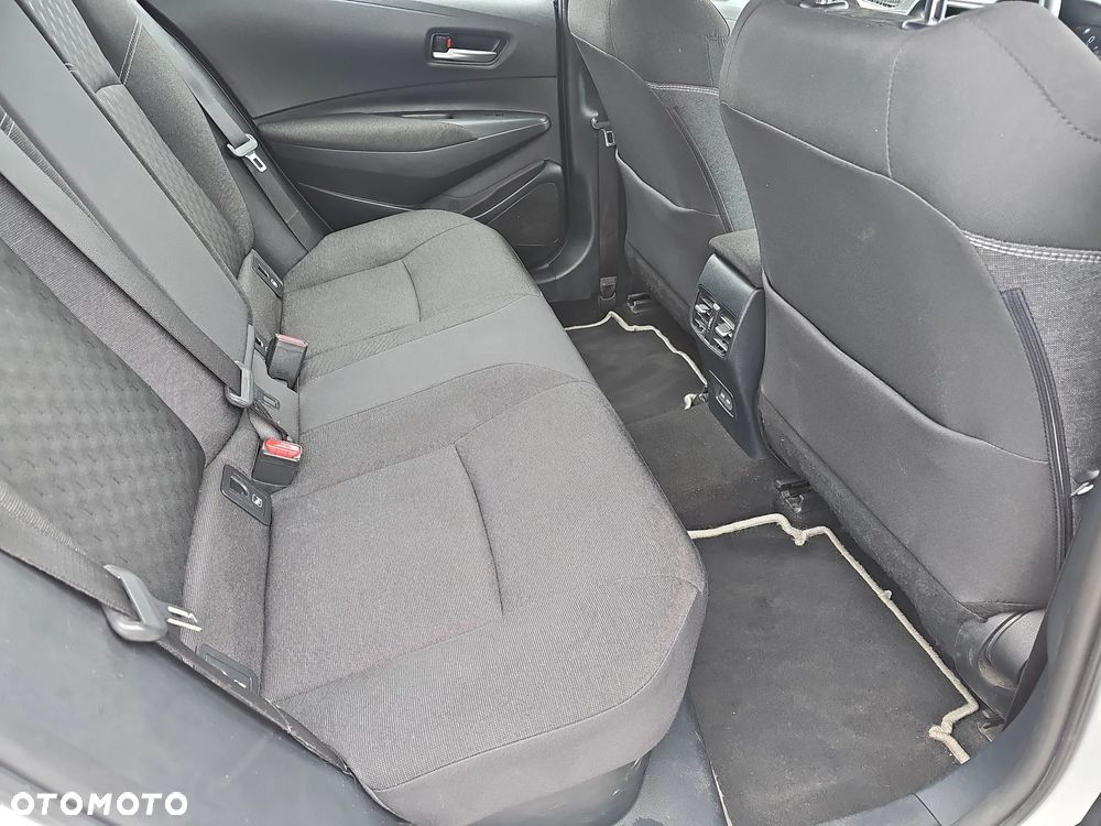 Toyota Corolla 1.8 Hybrid Comfort - 22