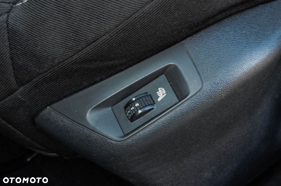 Citroën C5 2.0 HDi Attraction - 37